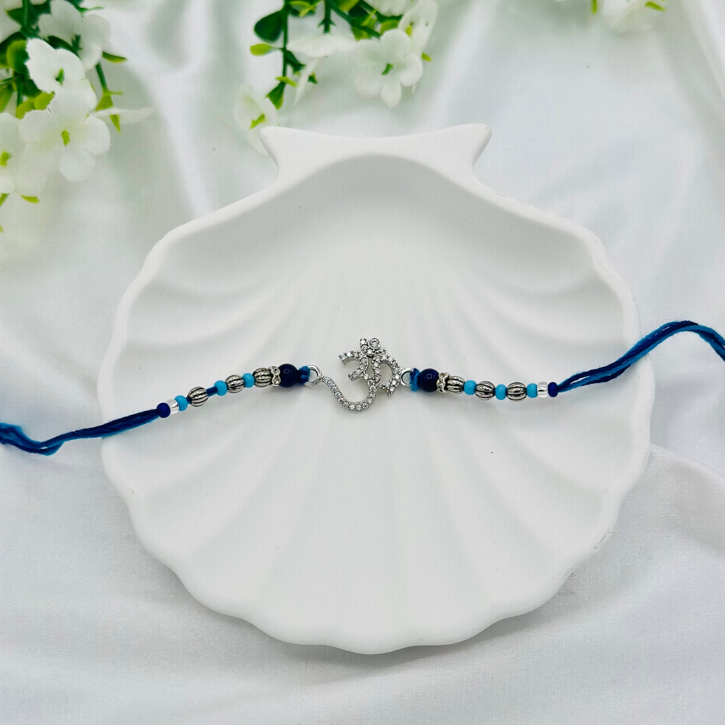OM Silver Rakhi Thread SRT04