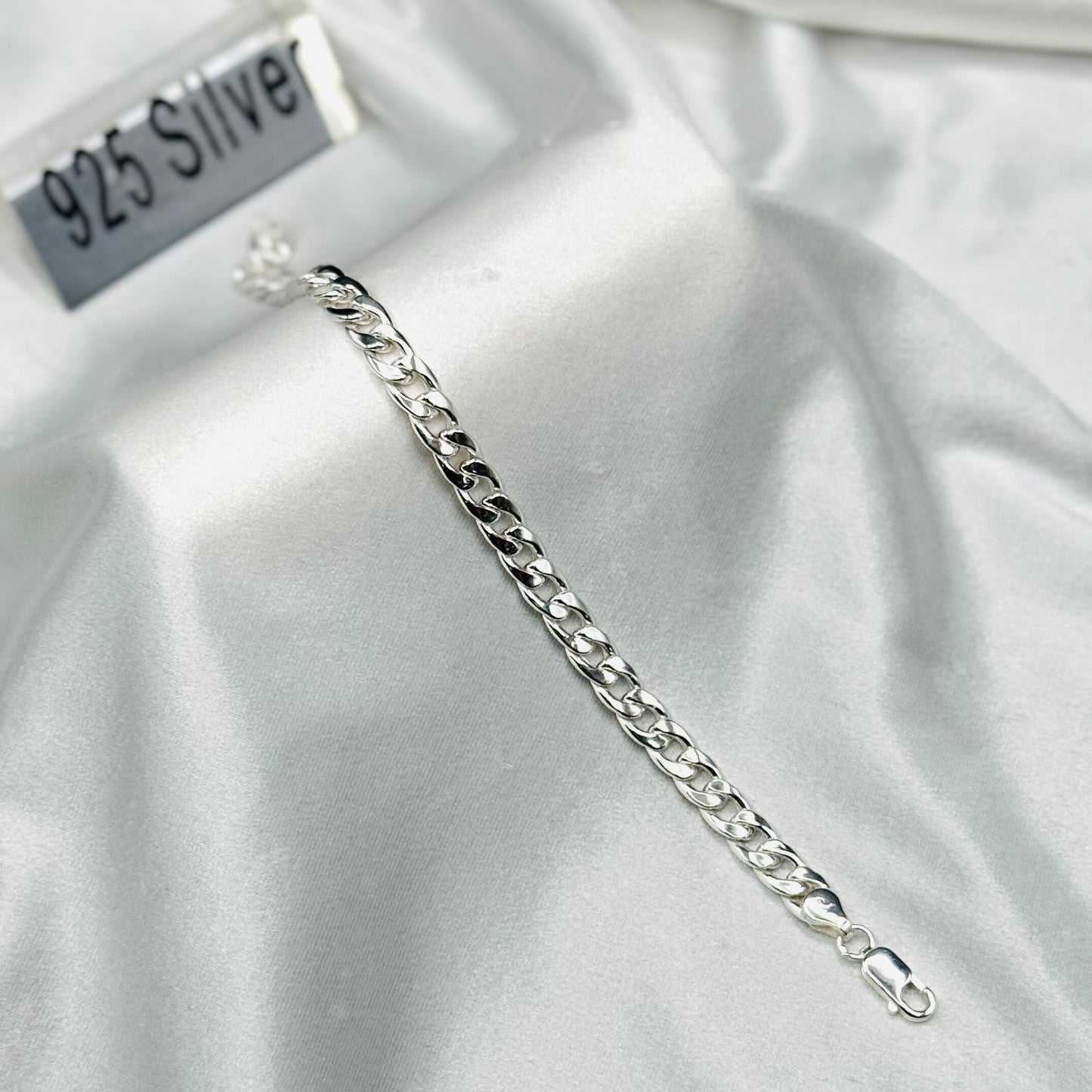 Mens Classic Curb Silver Bracelet MBP10