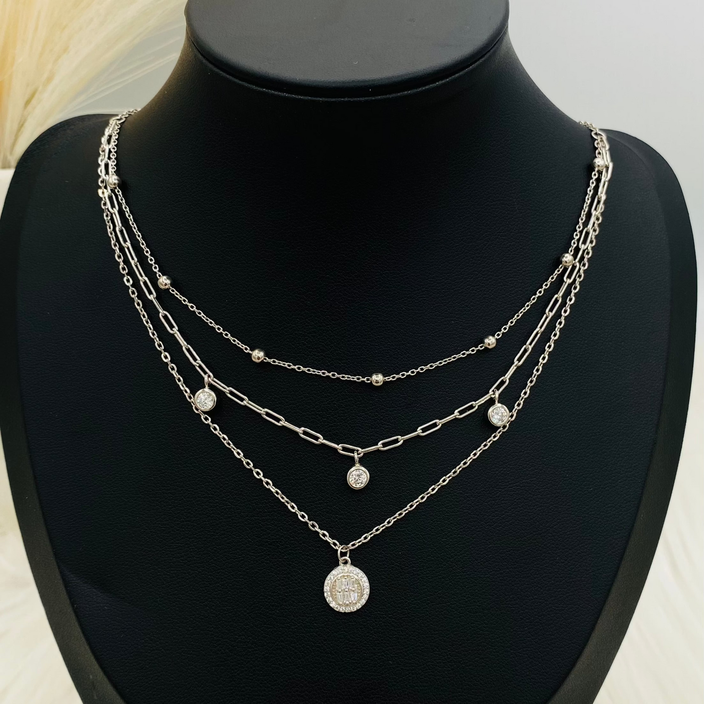 Round Triple Stacker Silver Necklace WNI31