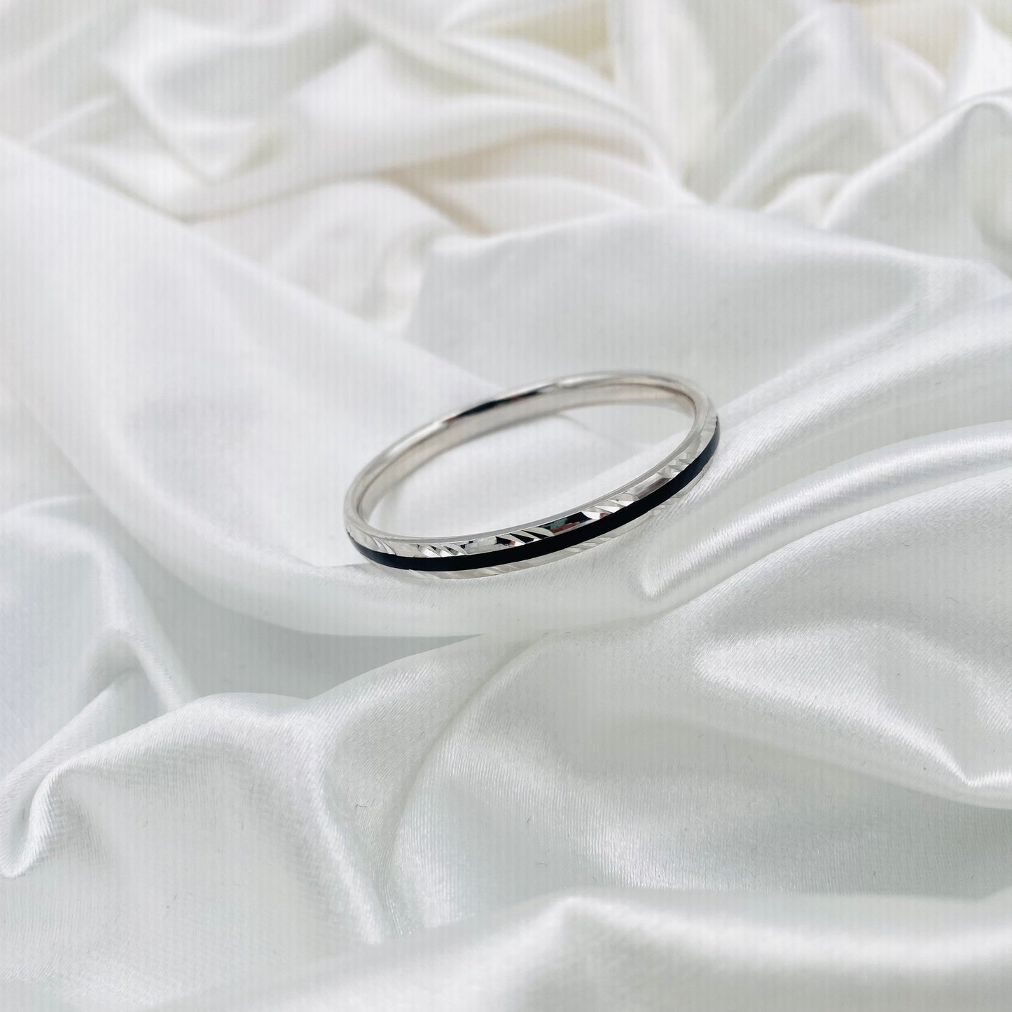 Baby bangle with Black Enamel Line BKS09