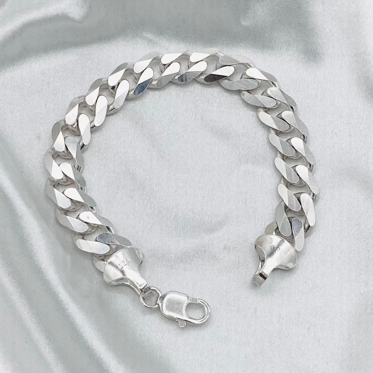 Mens Cuban Silver Bracelet MBP11