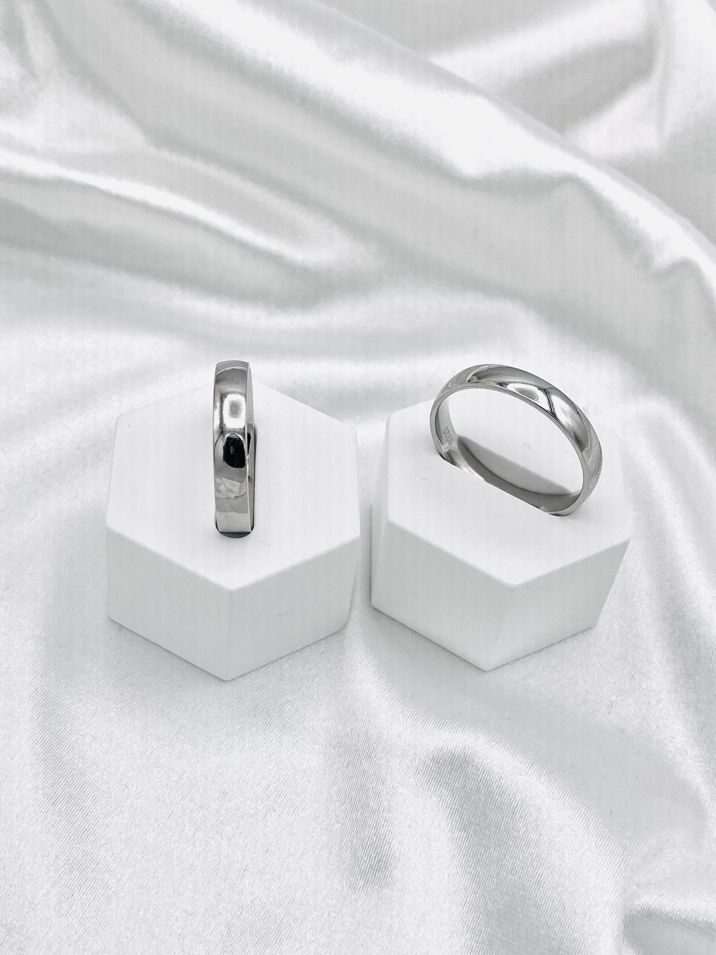 Plain Rounded 925 Silver Band UR03