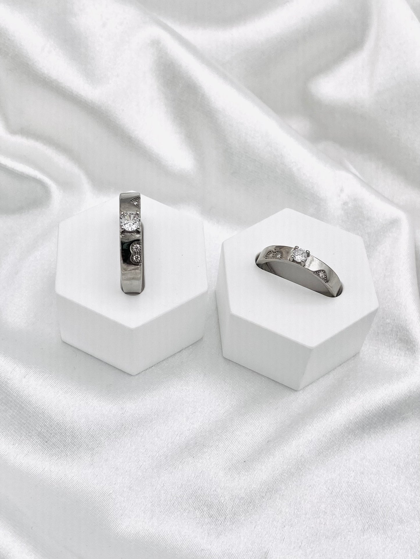 Solitare Couple Silver Bands UR13