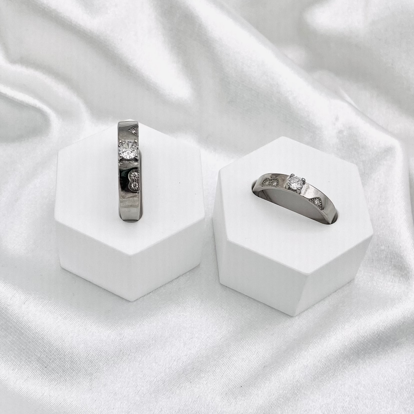 Solitare Couple Silver Bands URS13