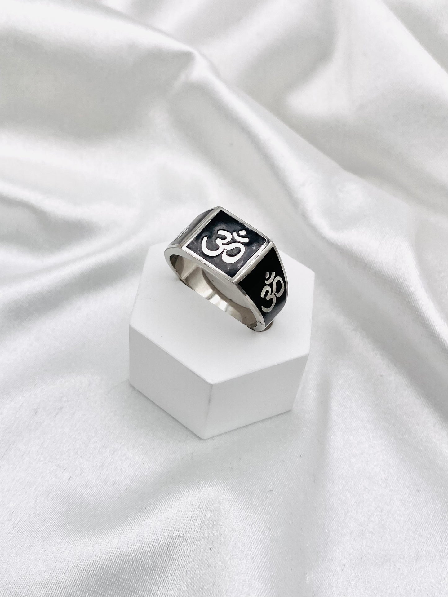 Mens Om Symbol Black Enamel Ring MRB18