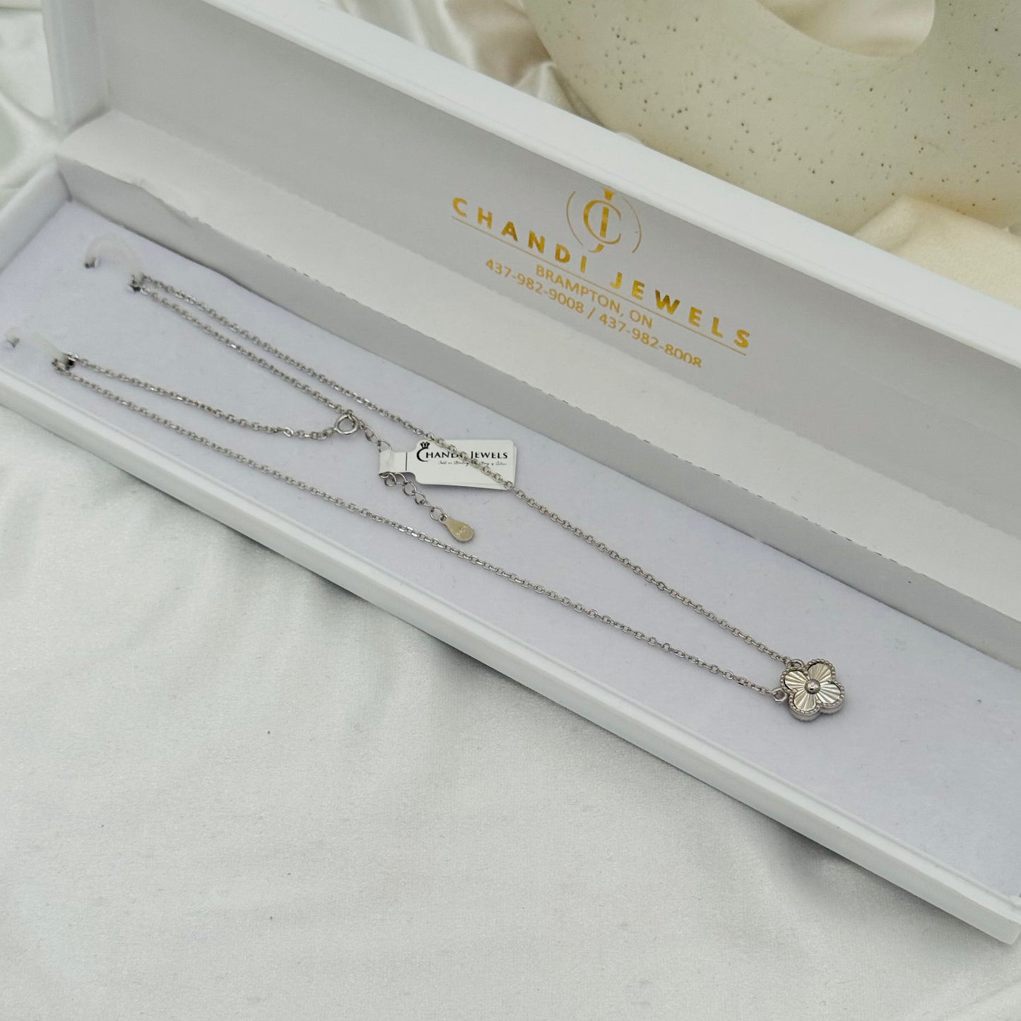 Van Cleef Silver Clover Women Necklace WNV15