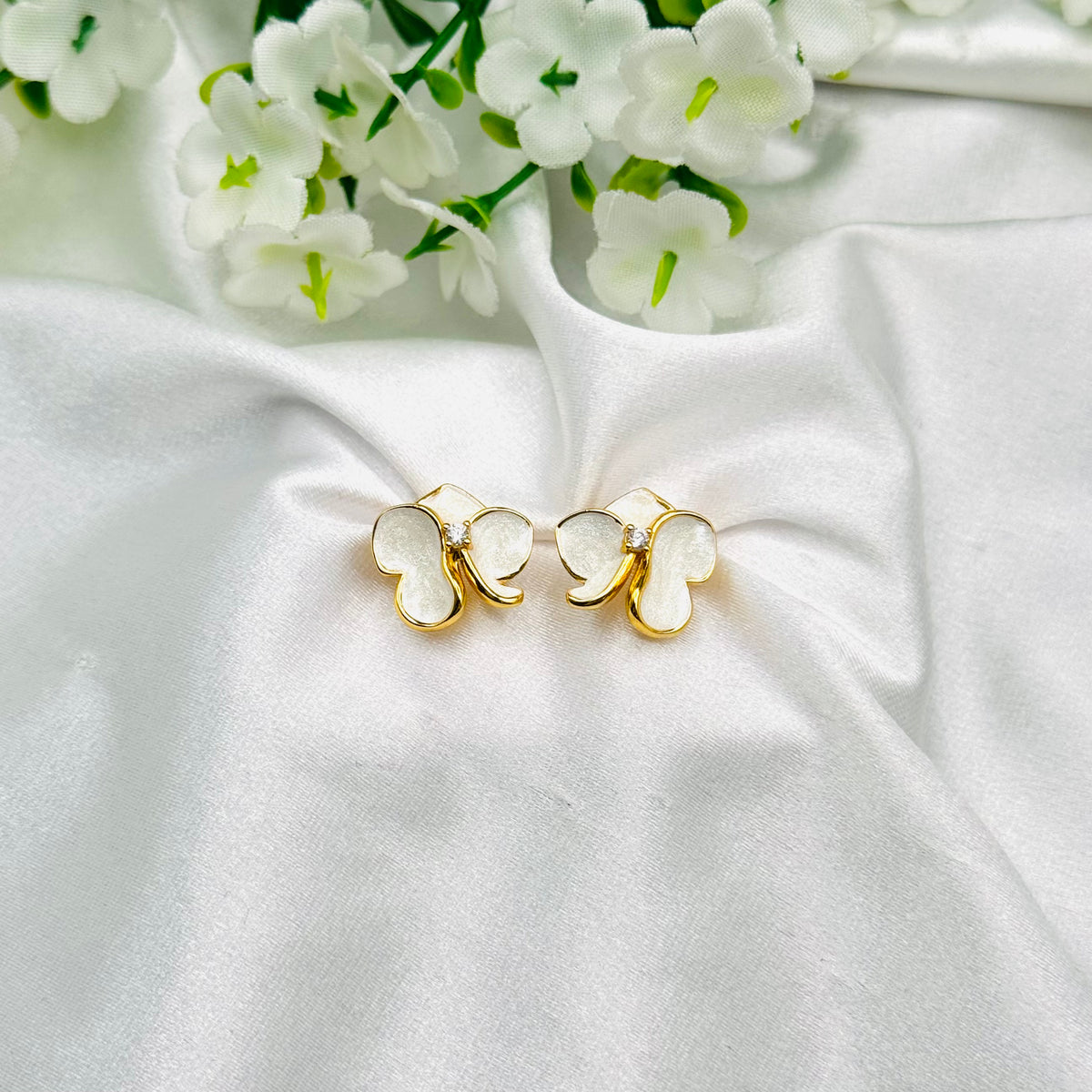 Women Floral Enamel Earrings with 22k Gold Plating WGE10