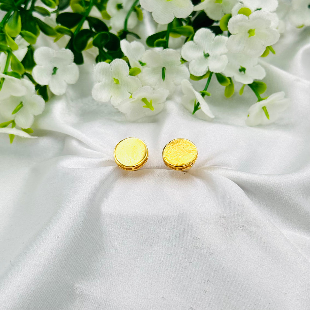 Women Earrings with 22k Gold Plating WGE28
