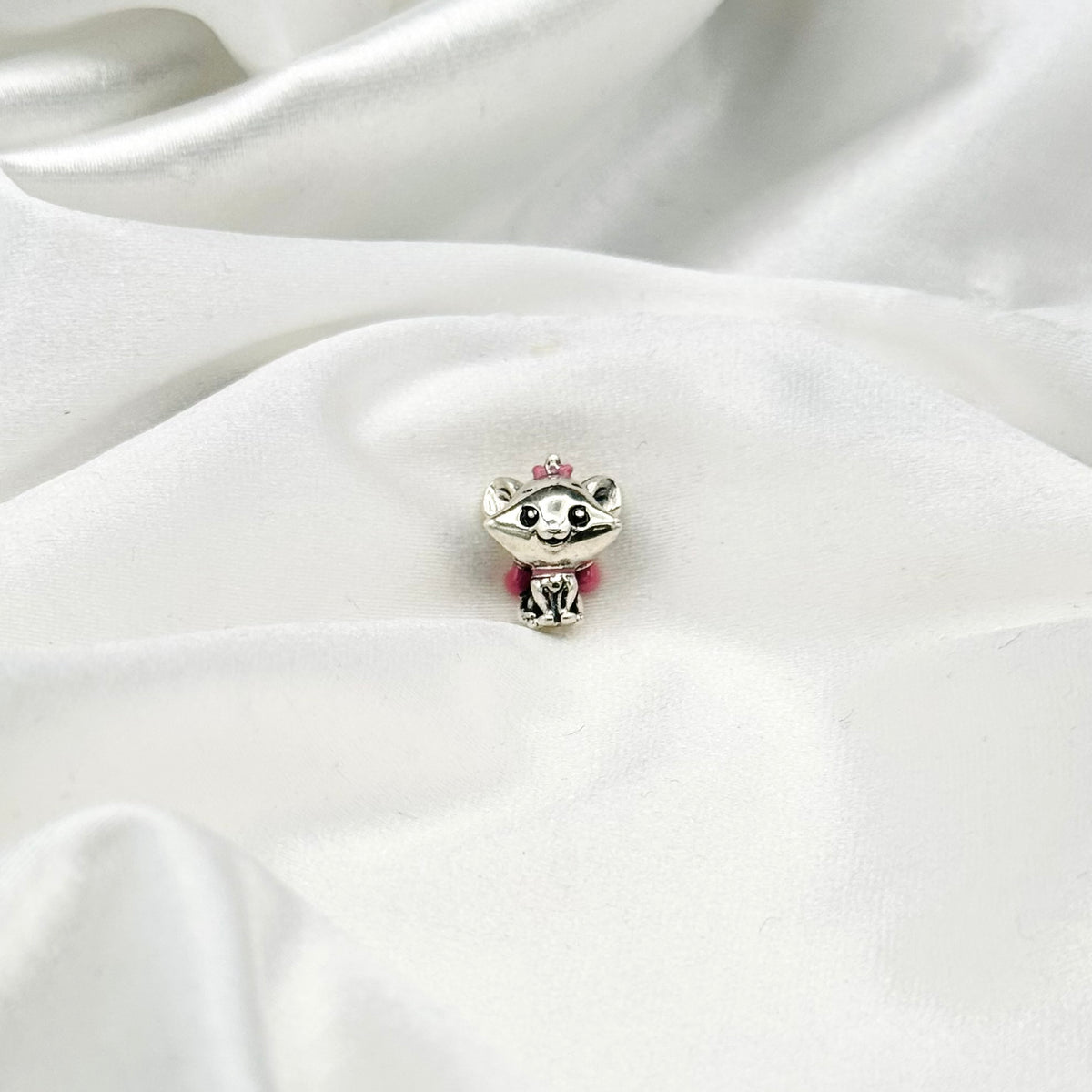 Pandora X Disney The Aristocats Marie Sterling Silver Charm PDC144