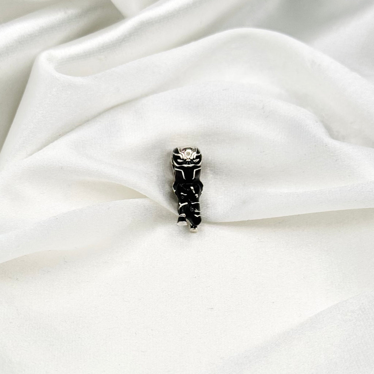 Pandora Marvel The Avengers Black Panther Looklike Charm in Sterling Silver PDC167