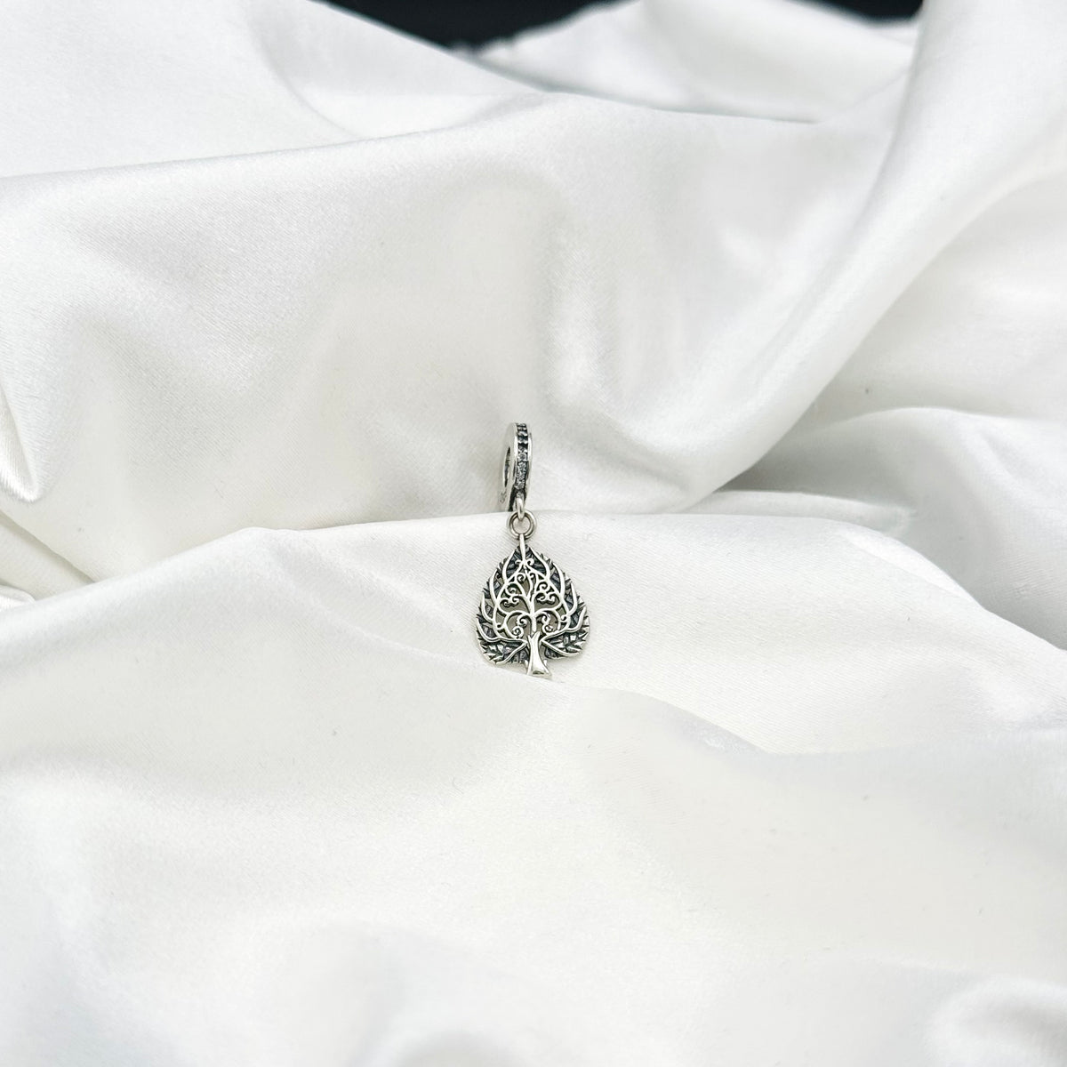Pandora Family Tree Motif Dangle Charm in Sterling Silver PDC204