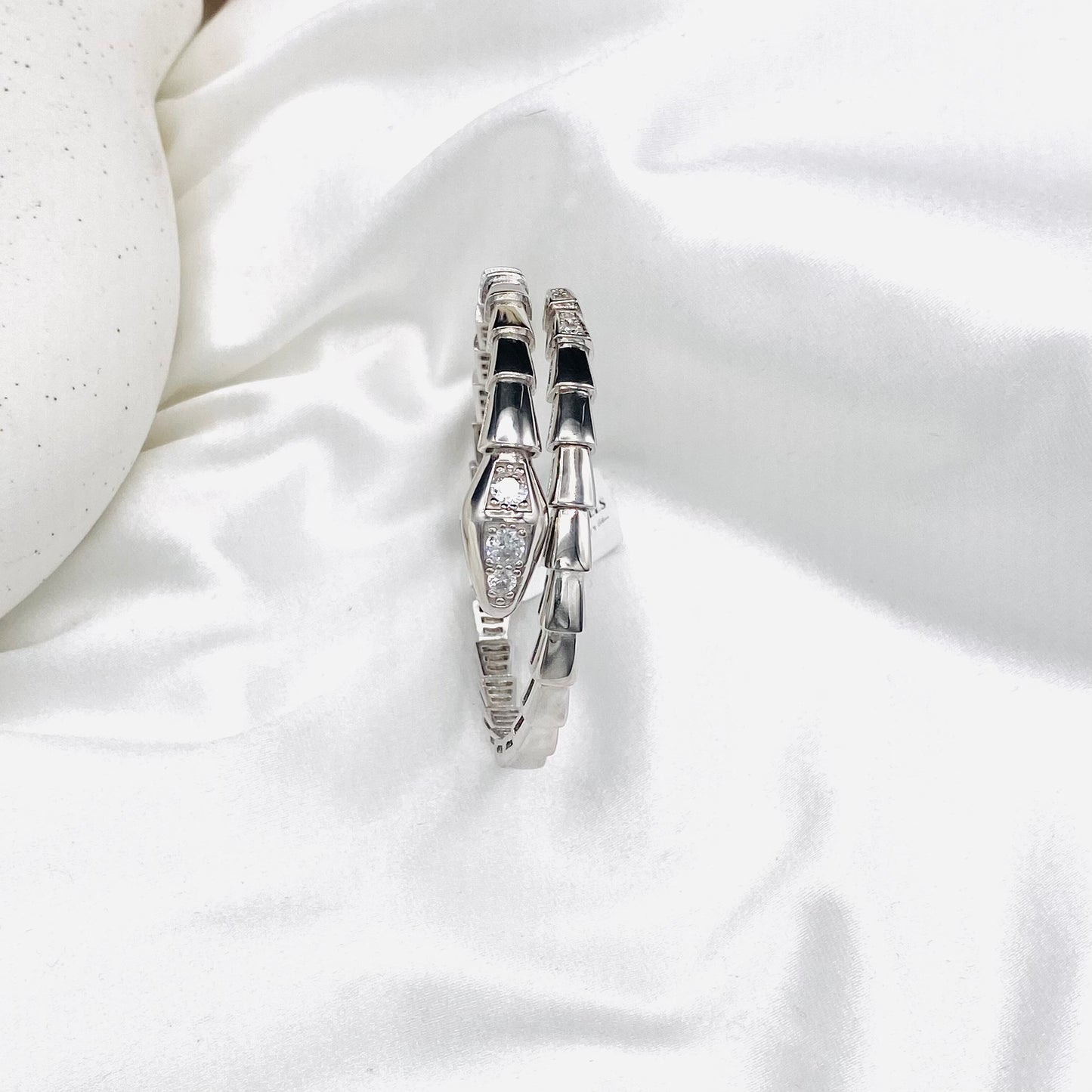 BVLGARI Snakehead Womens 925 Sterling Silver bracelet LKB17