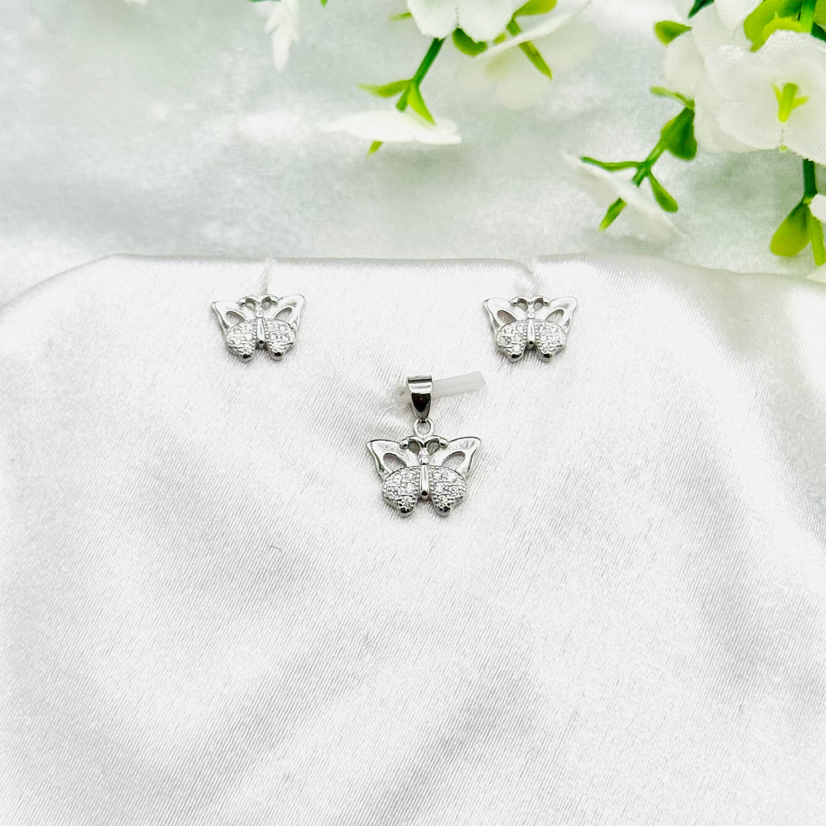 Women's 925 Silver Butterfly Pendant with Earring set SPI22