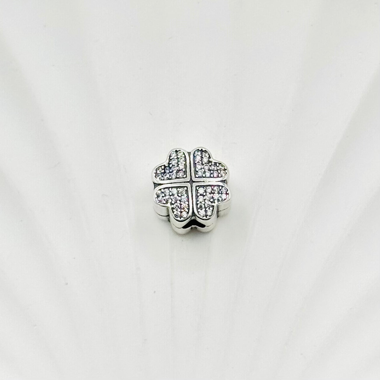 Clover Clip Lock Pandora 925 Sterling Silver Charm PDC14