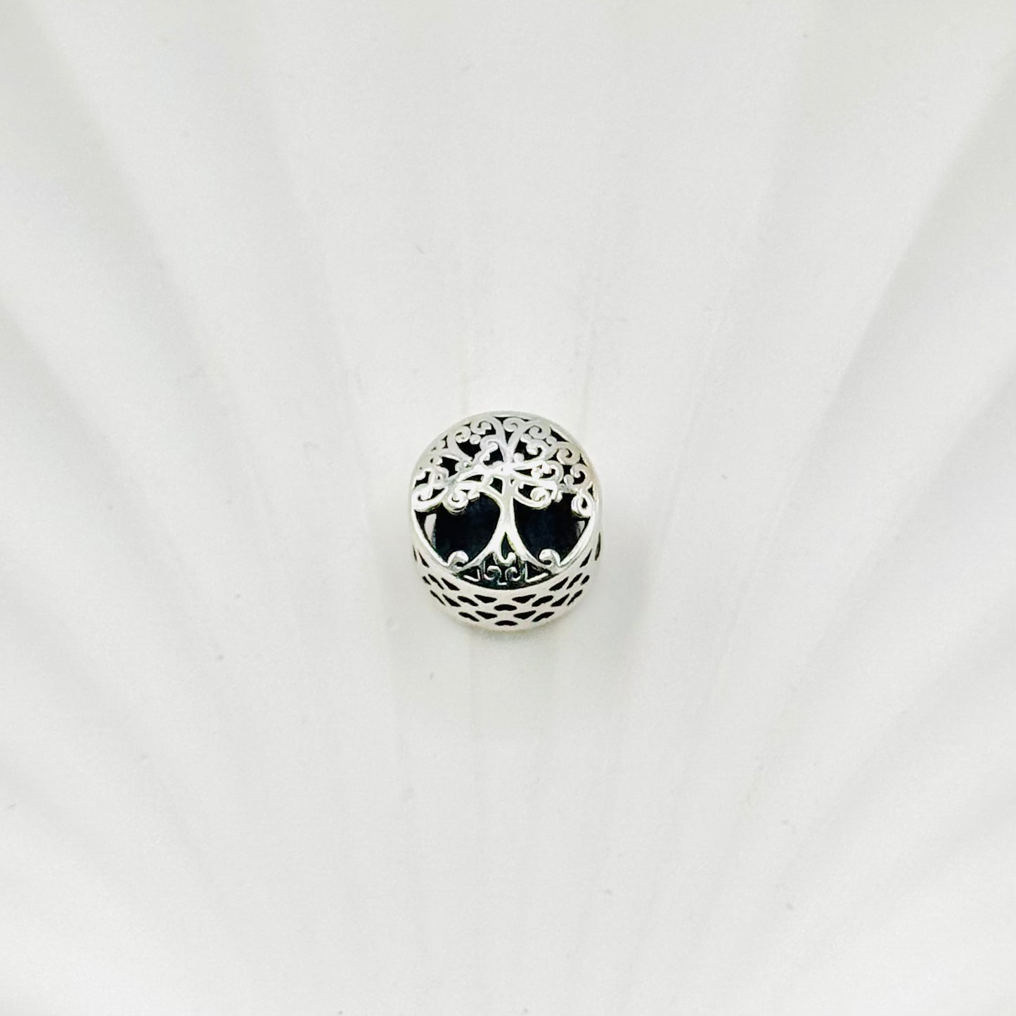 Family Tree Pandora 925 Sterling Silver Charm PDC15
