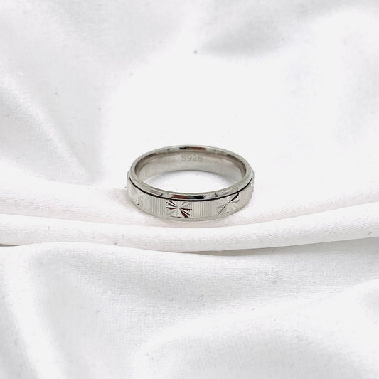 Unisex Spinner/stress relief Bands In Sterling Silver URS50