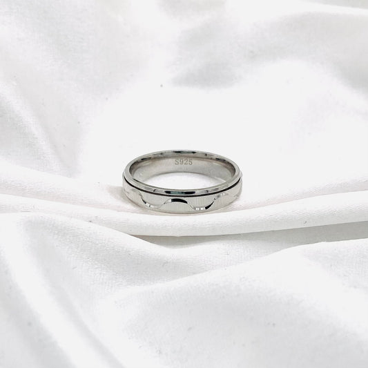 Unisex Spinner/stress relief Bands In Sterling Silver URS45