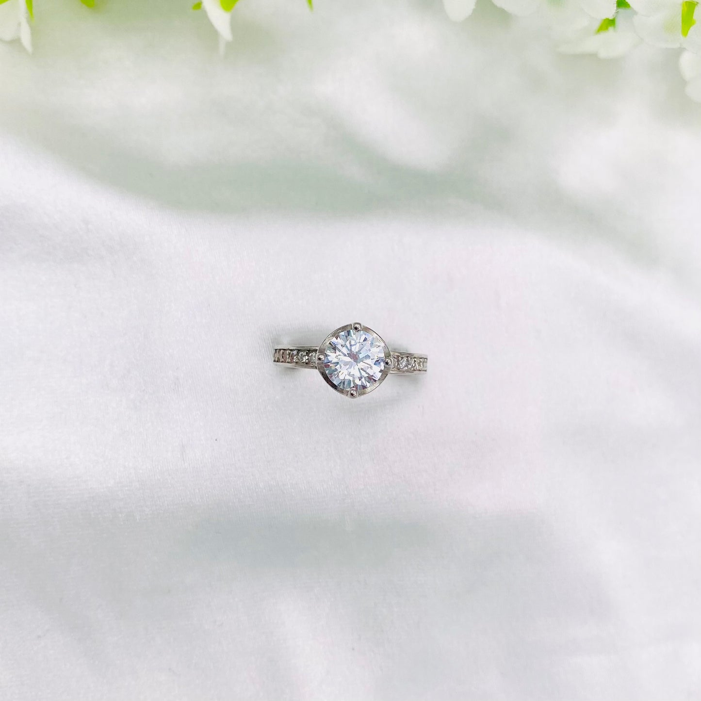 Women Round Solitaire Silver Ring WRI27