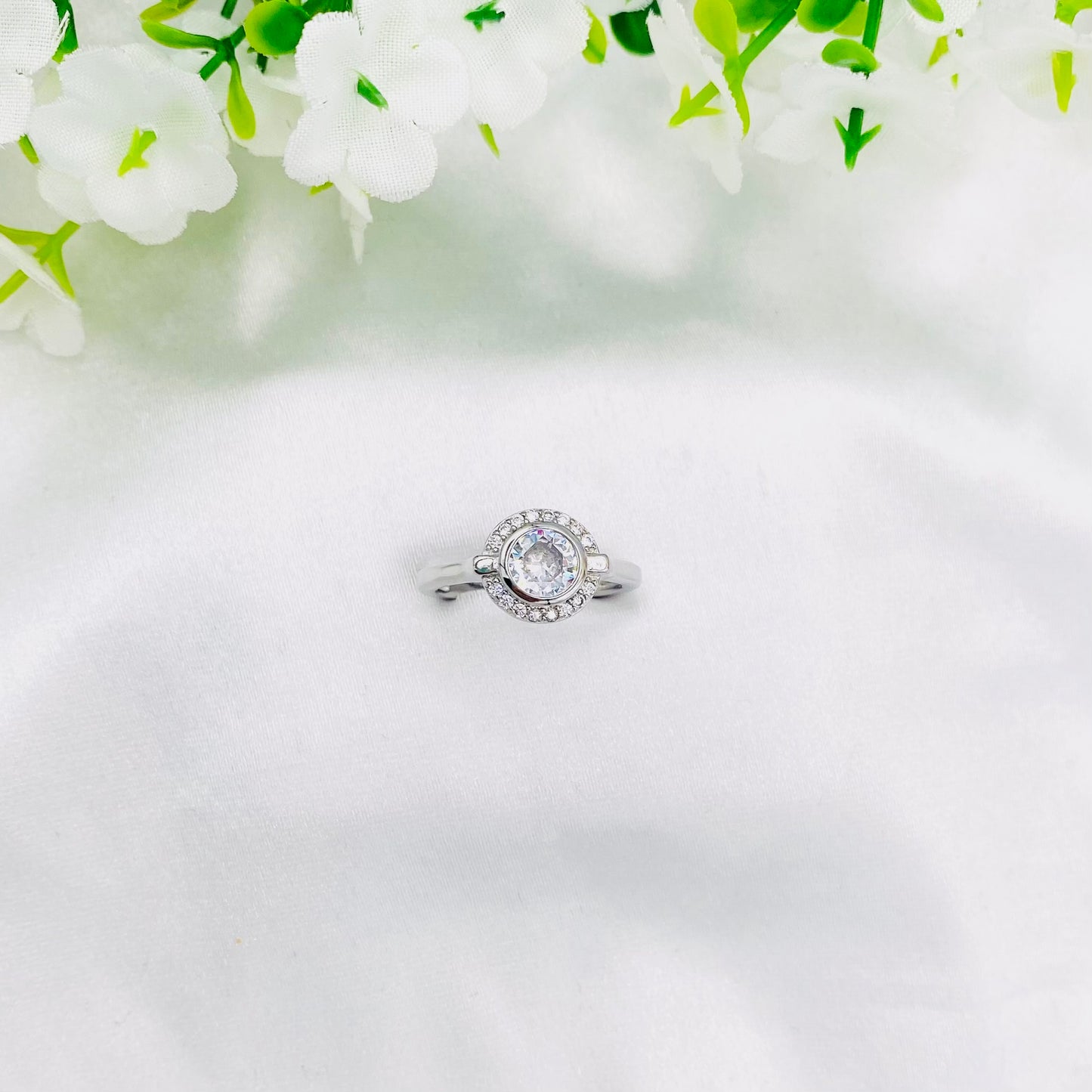 Women Solitaire silver Ring WRI69