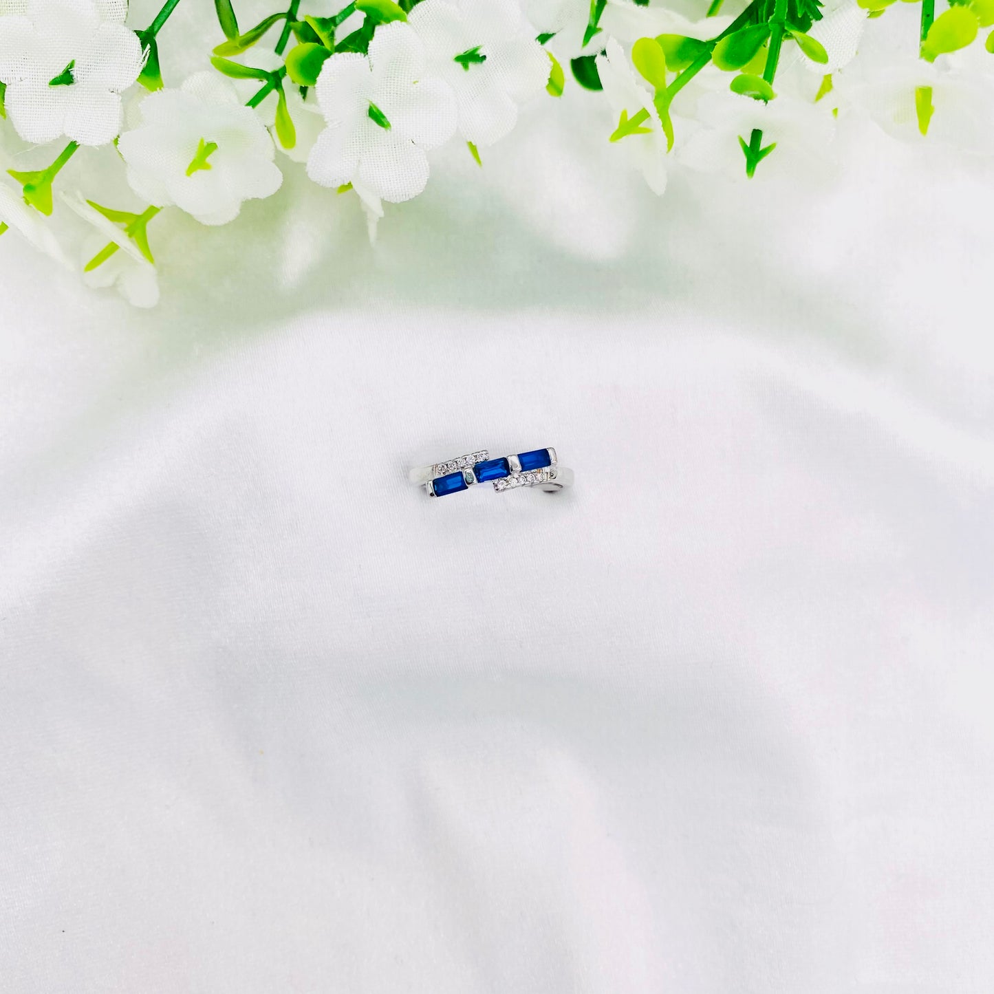 Women Silver Ring WRI83