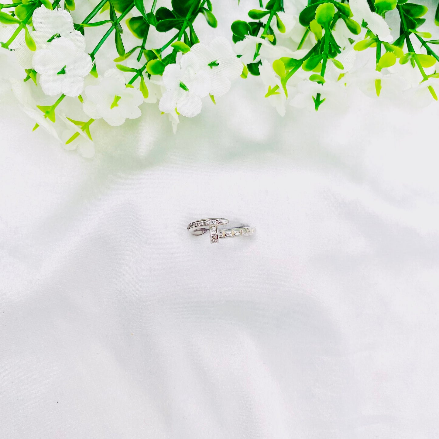 Women Cartier Ring WRI88