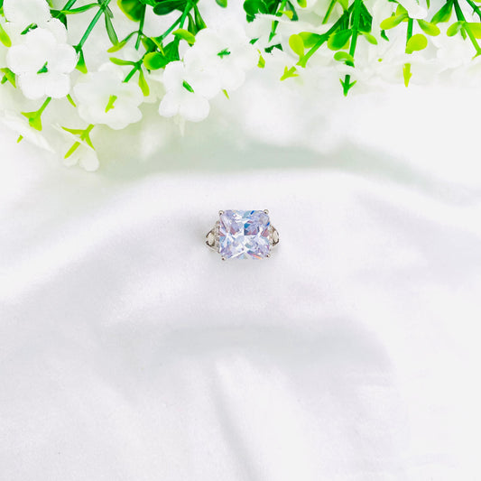Women Chunky Solitaire Silver Ring WRI106