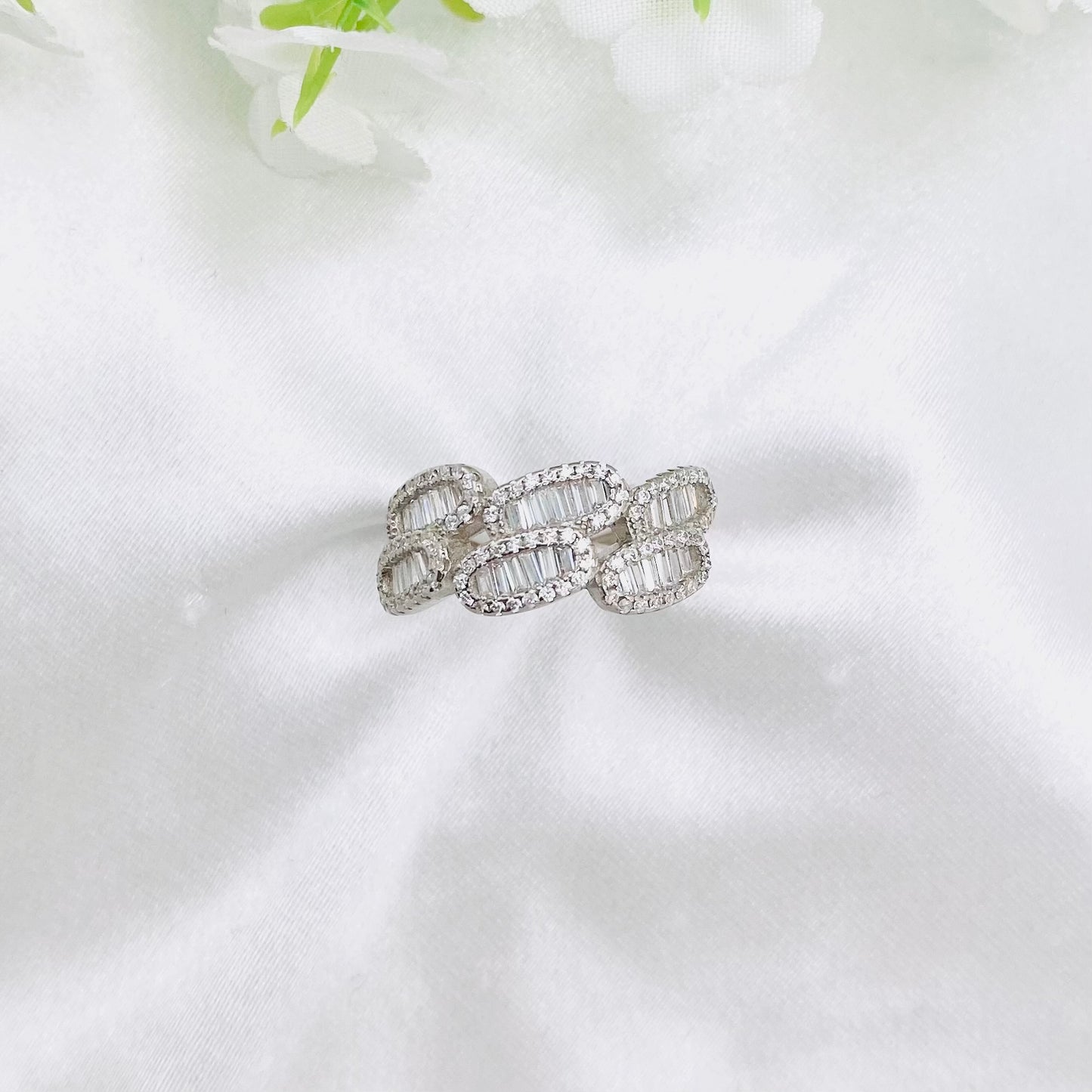 Unisex Iced-out Cuban Ring URS52