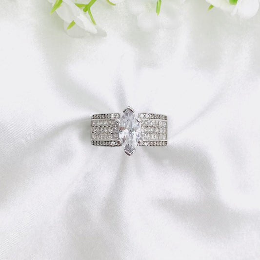 Women Marquise Solitaire Cocktail Silver Ring WRI167
