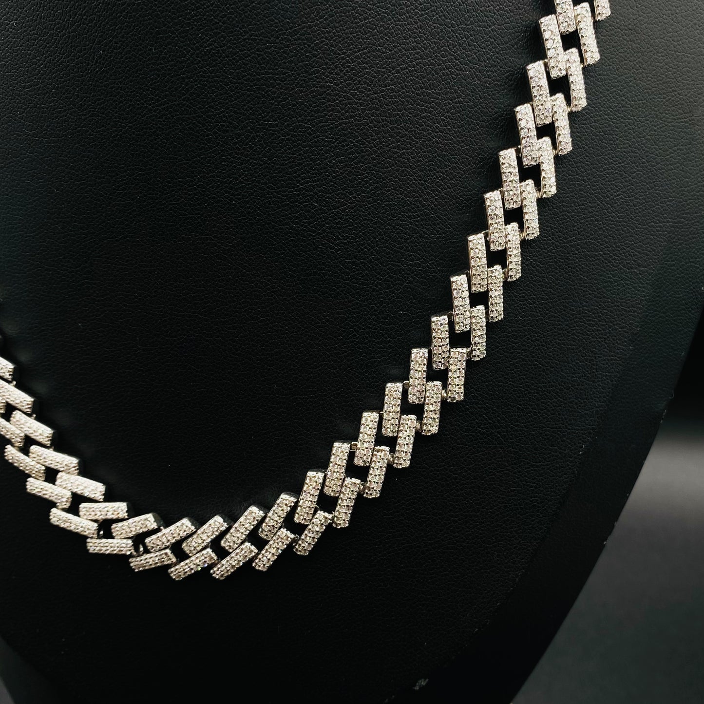 Mens 925 Sterling Silver Icedout Chain MCI10