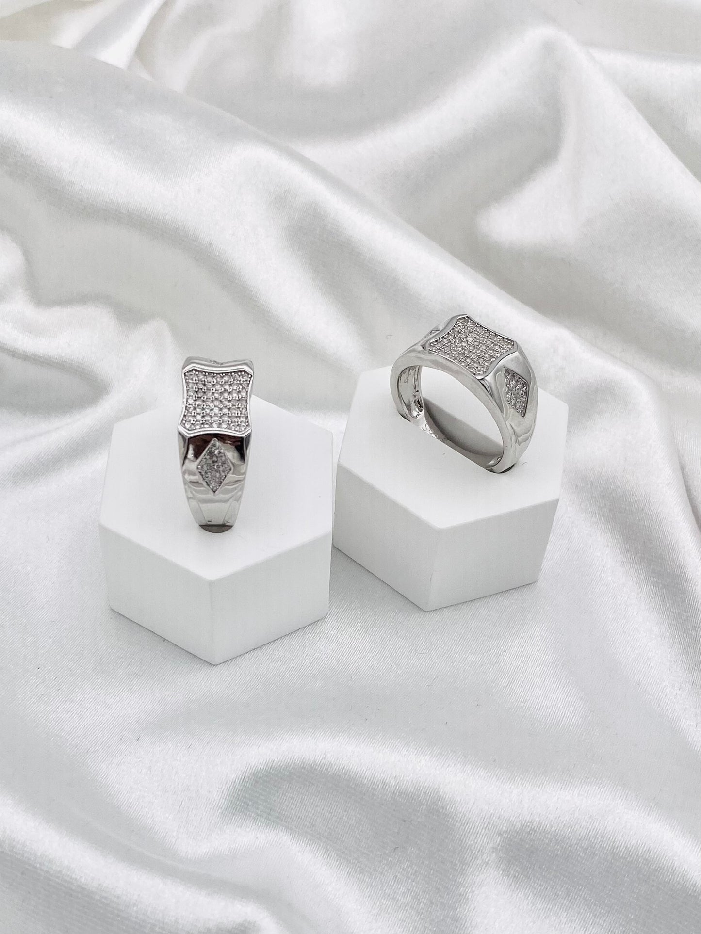 Men's Square-Cut Silver Ring MRIT02