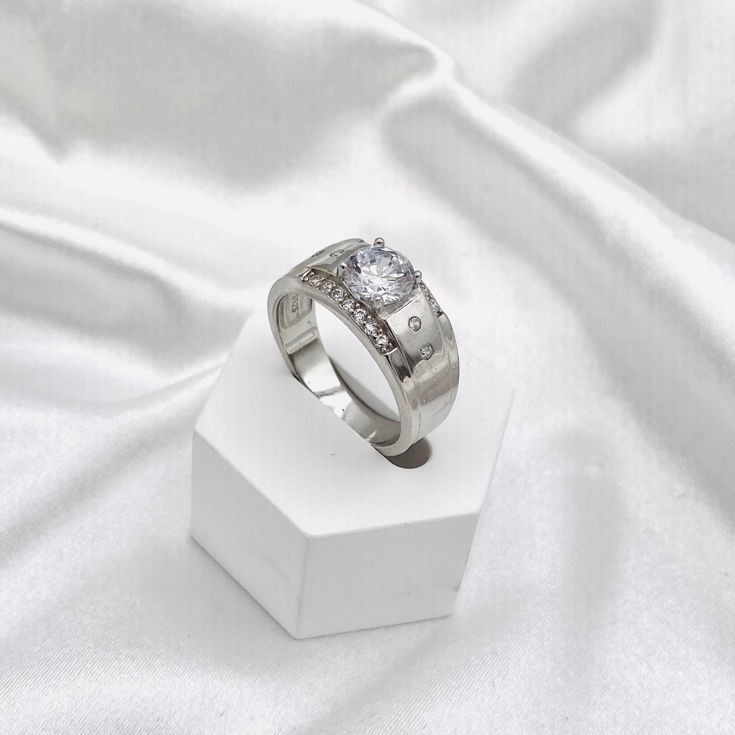 Men's Moissanite Wedding Band Solitaire Silver Ring MRIT12