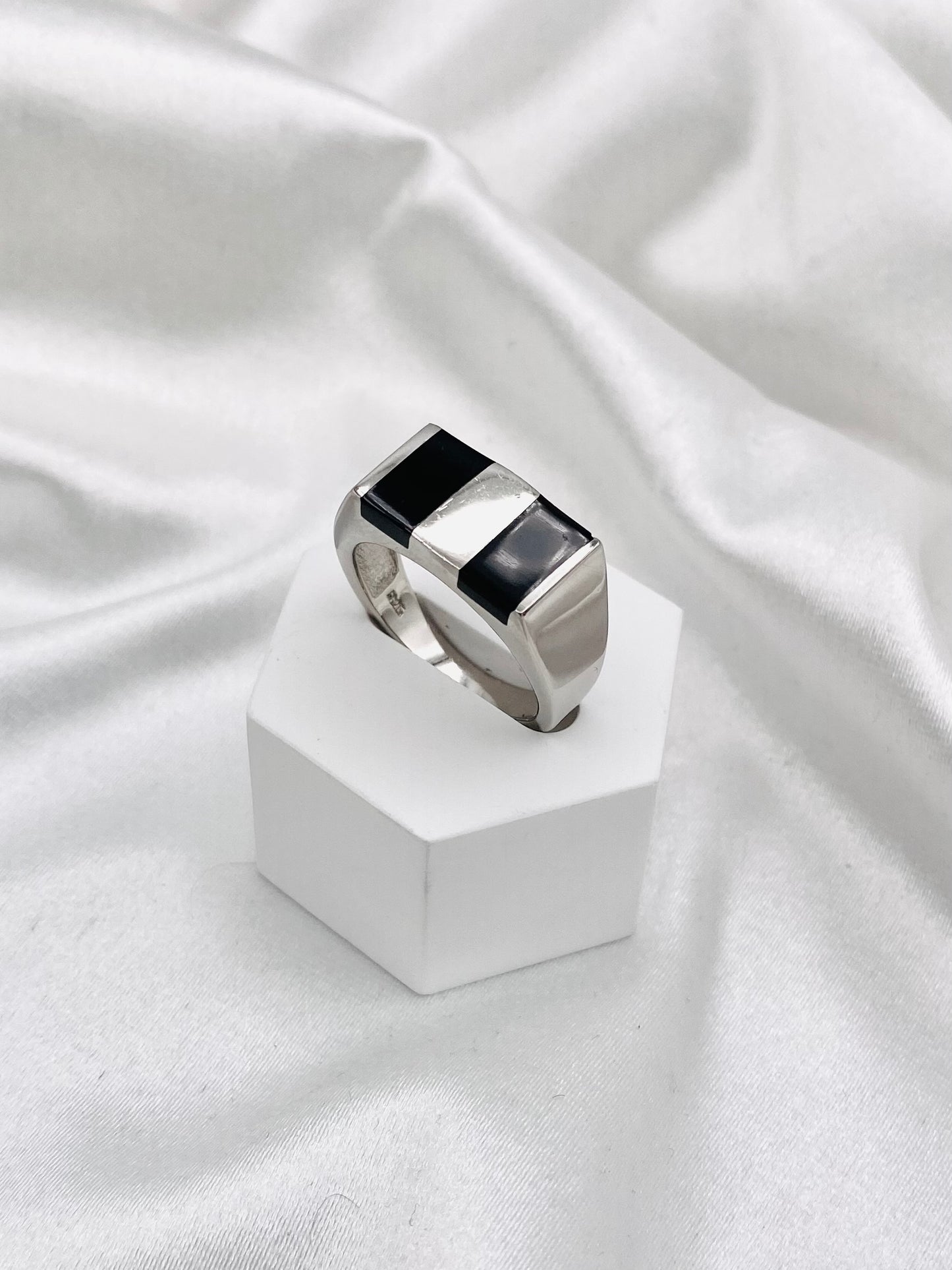 Men's Black Enamel Rectange Ring In Sterling Silver MRB19