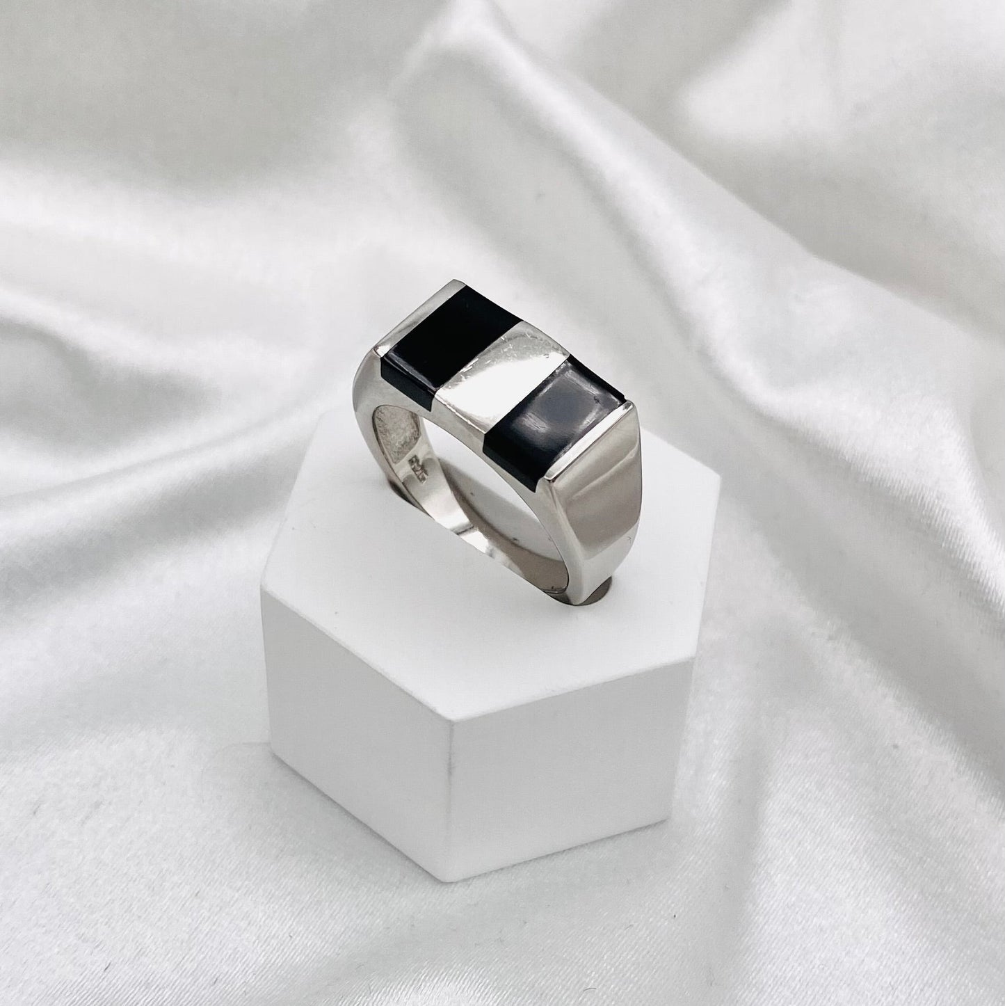 Men's Black Enamel Rectange Ring In Sterling Silver MRB19