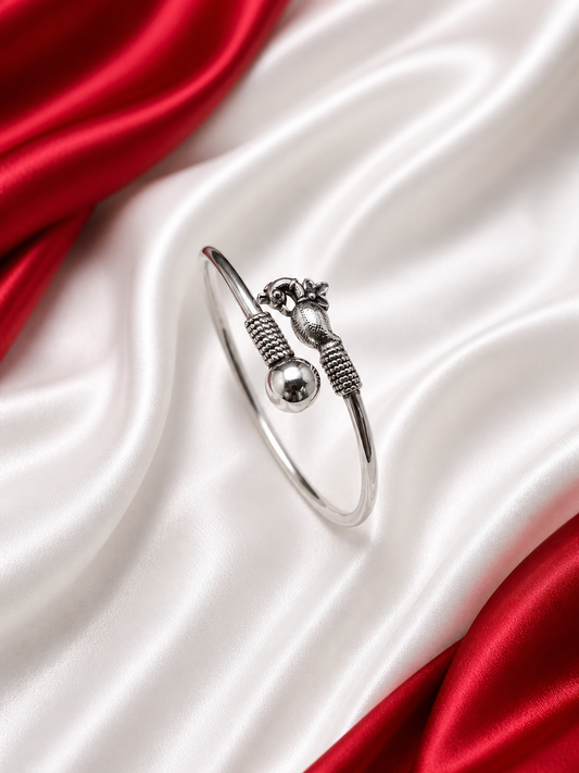Women Peacock Open Bangle (Kada) 925 Silver Bracelet WOB07