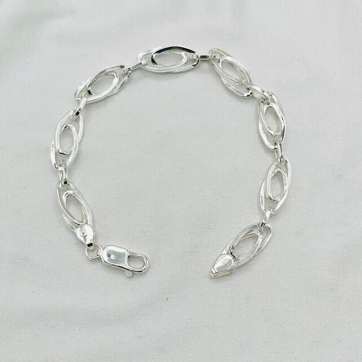 Mens Silver Bracelet MBP02