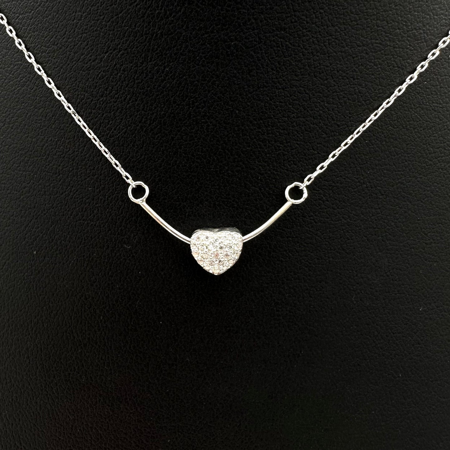 Dancing Heart Silver Necklace WNI041