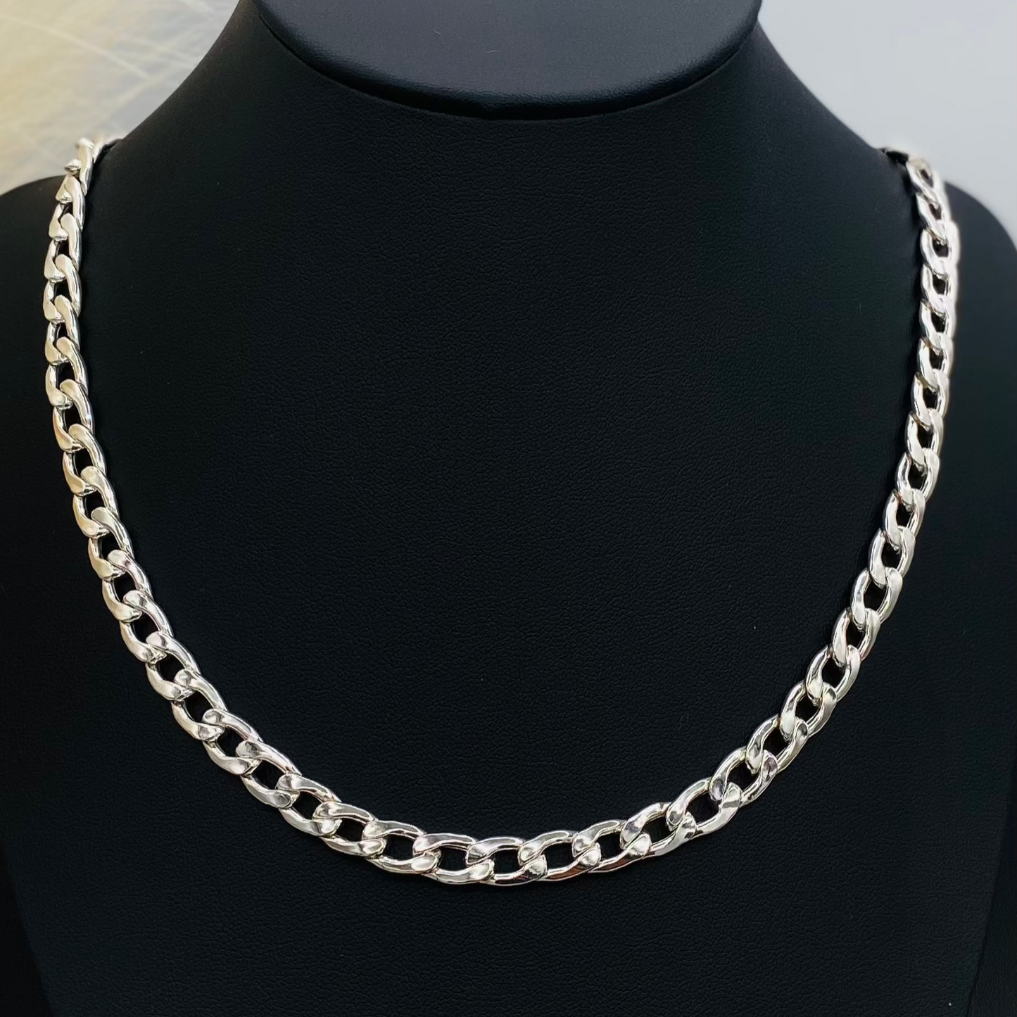 Mens Curb chain in 925 Sterling Silver MCH01