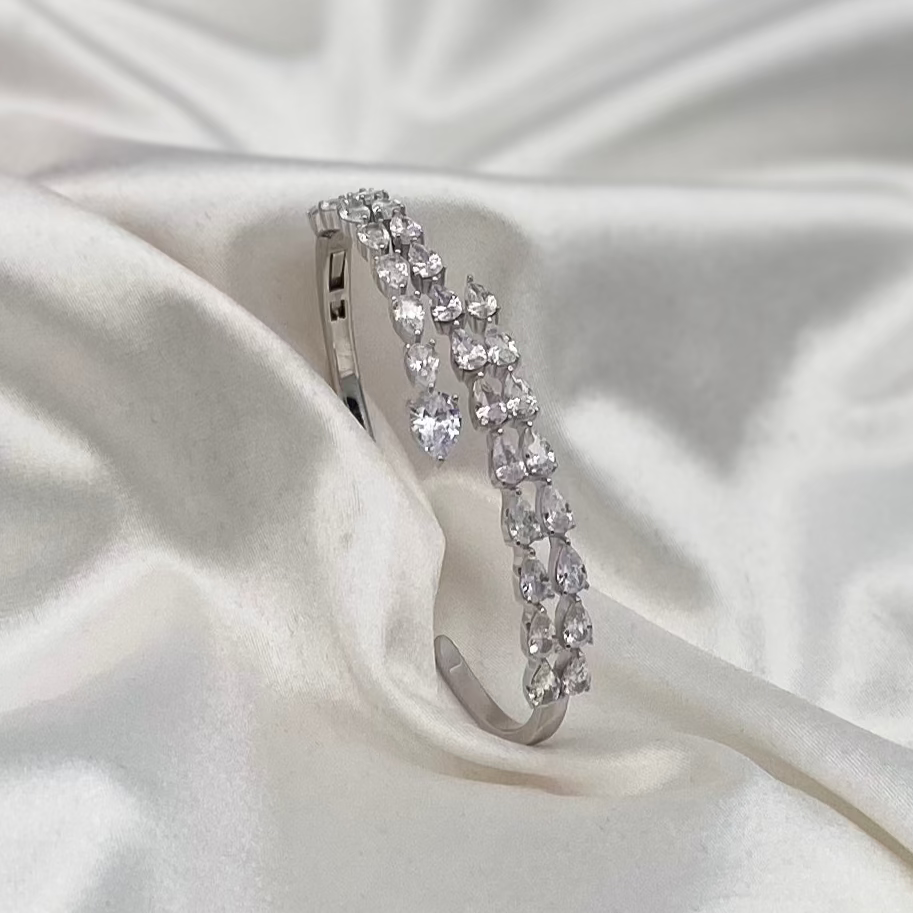 Teardrop Snake Women Silver Bracelet LKB02
