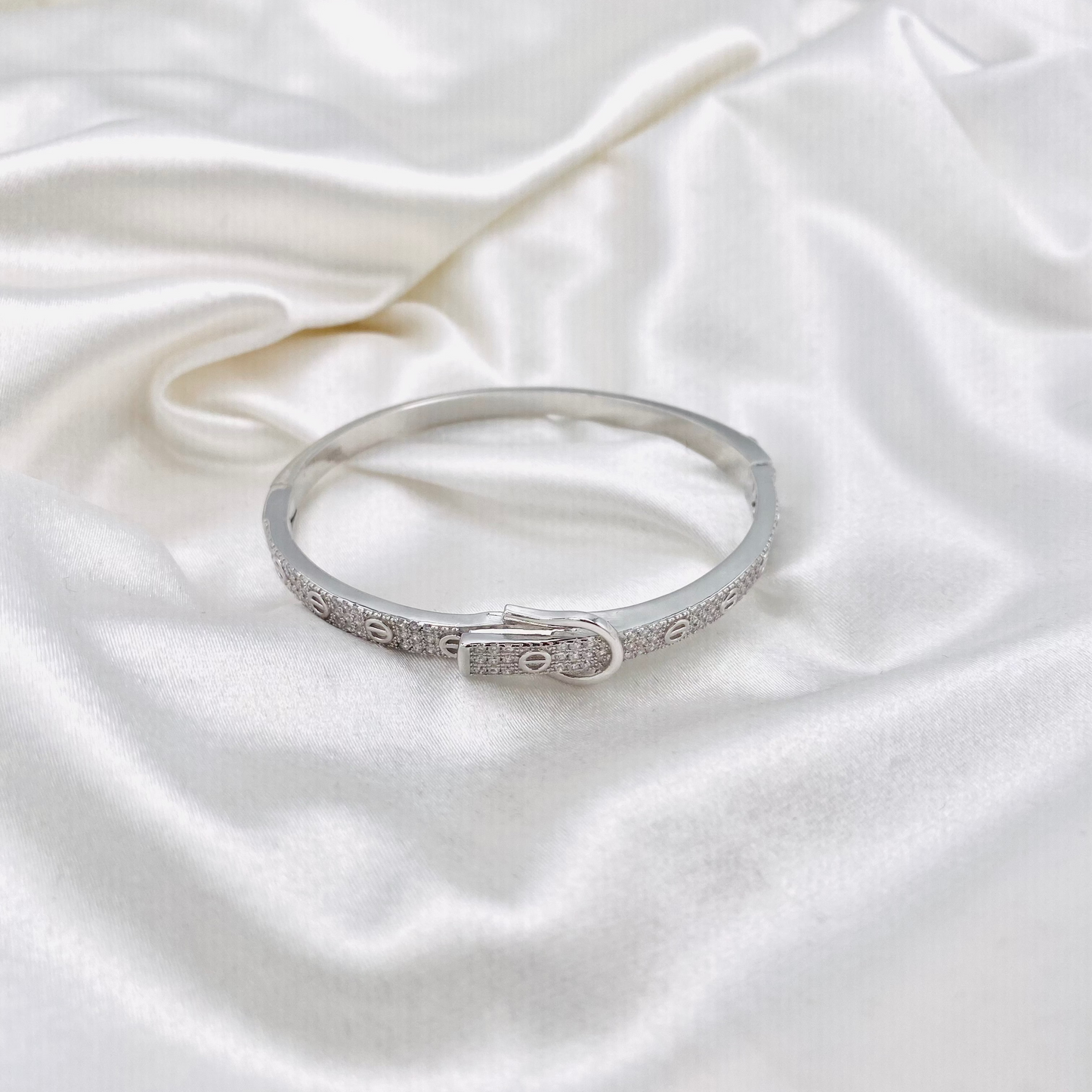 Cartier Buckle Women’s Silver Bracelet LKB10