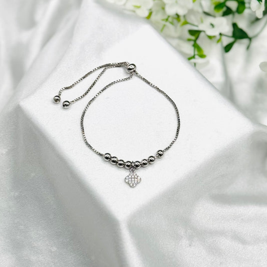 Kleeblatt-Armband mit Perlenkette WBI46