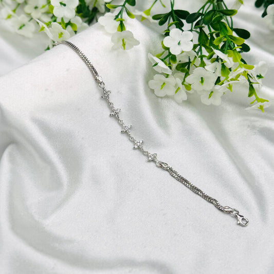 Women Diamond Studed Star 925 Sterling Silver Bracelet WBI35