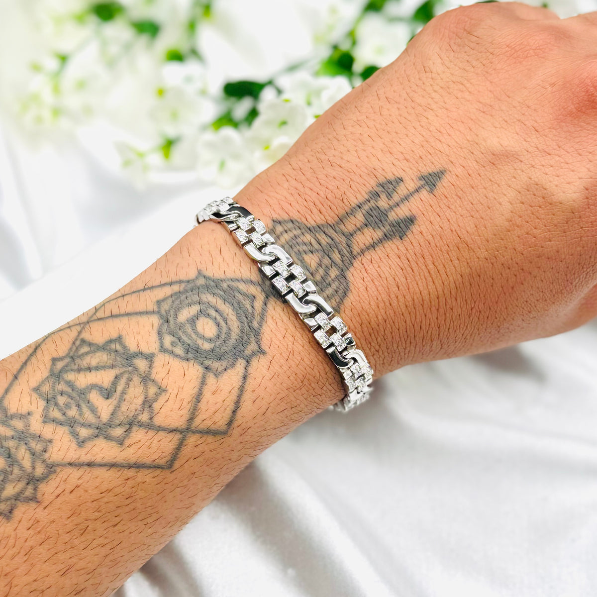 Herren-Silberarmband mit Steinen MBI18