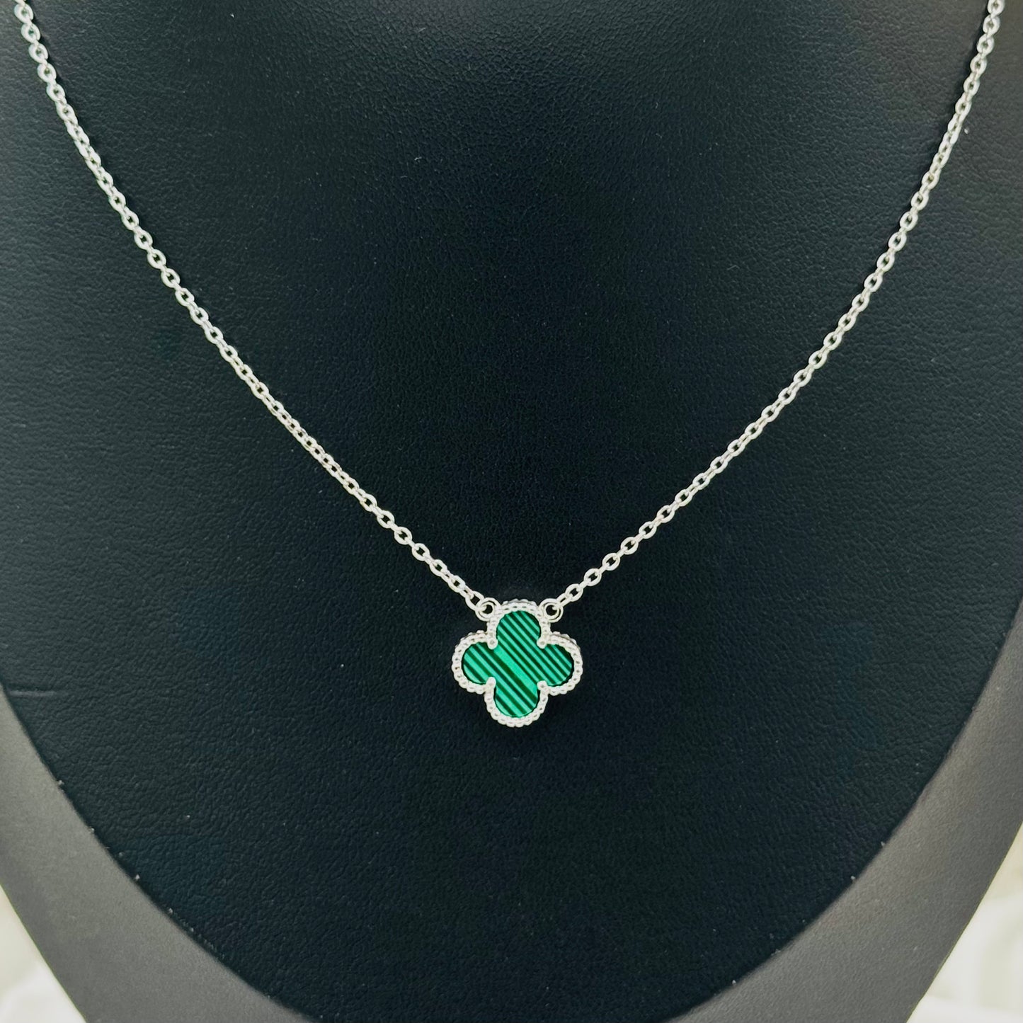 Van Cleef Green Clover Women Necklace WNV16