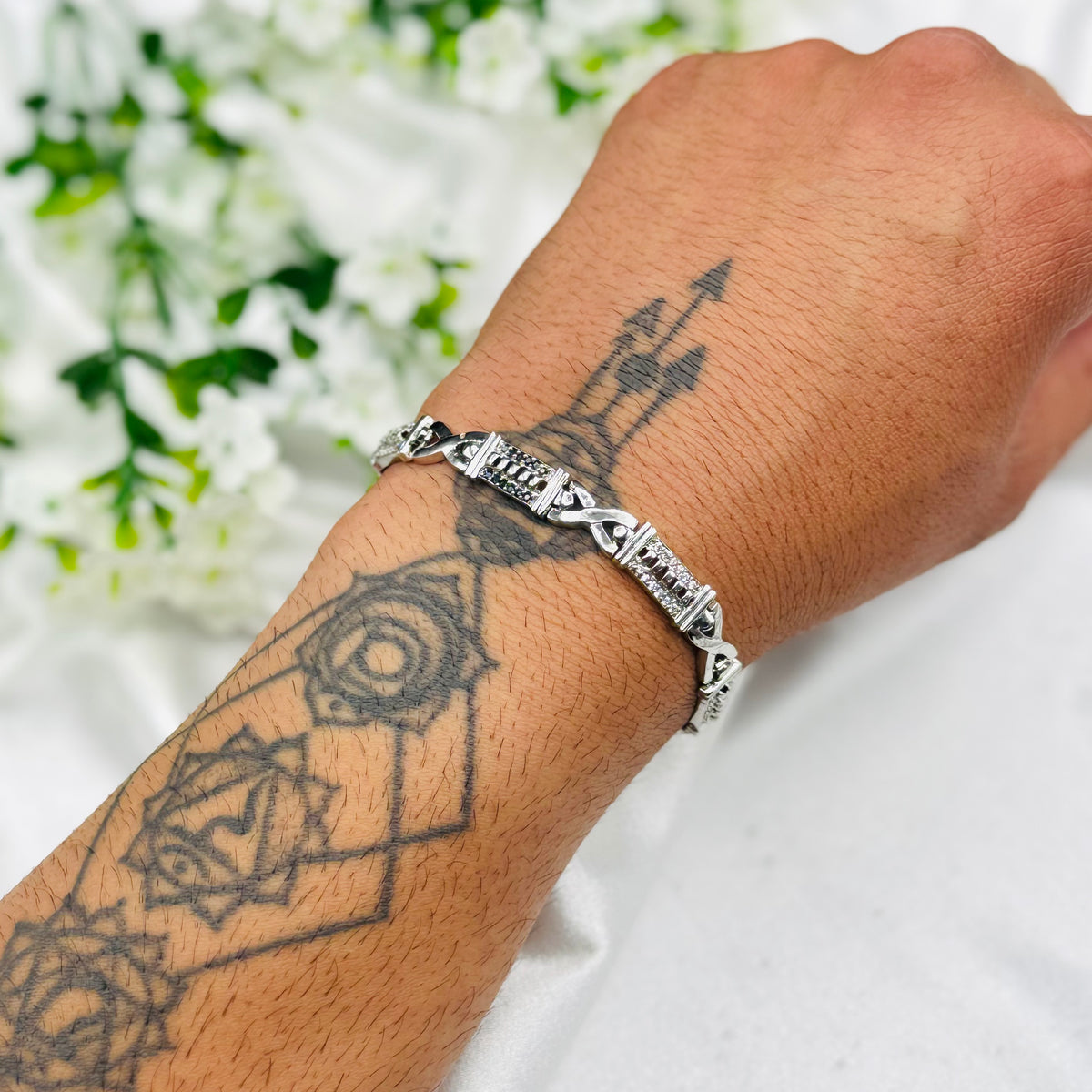 Mens Silver Bracelet with Black stones MBI10
