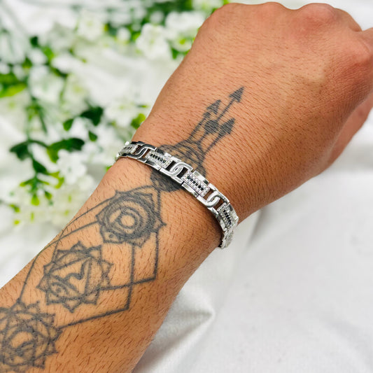 Herrenarmband in Silber mit schwarzen Steinen MBI11