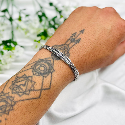 Herrenarmband aus 925er Silber mit schwarzer Emaille & Steinen MBI35
