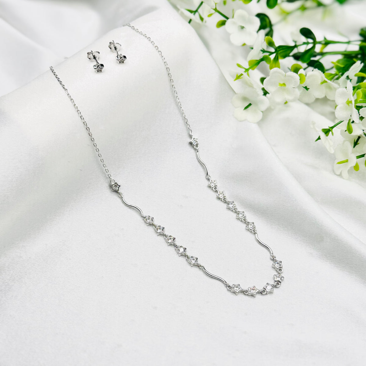 Women 925 Silver Tennis Style Necklace With Stars WTN06