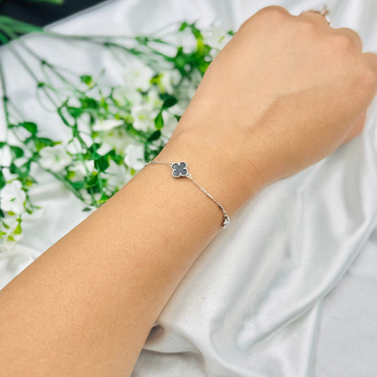 Vancleef Single Clover Silver Bracelet WBV13