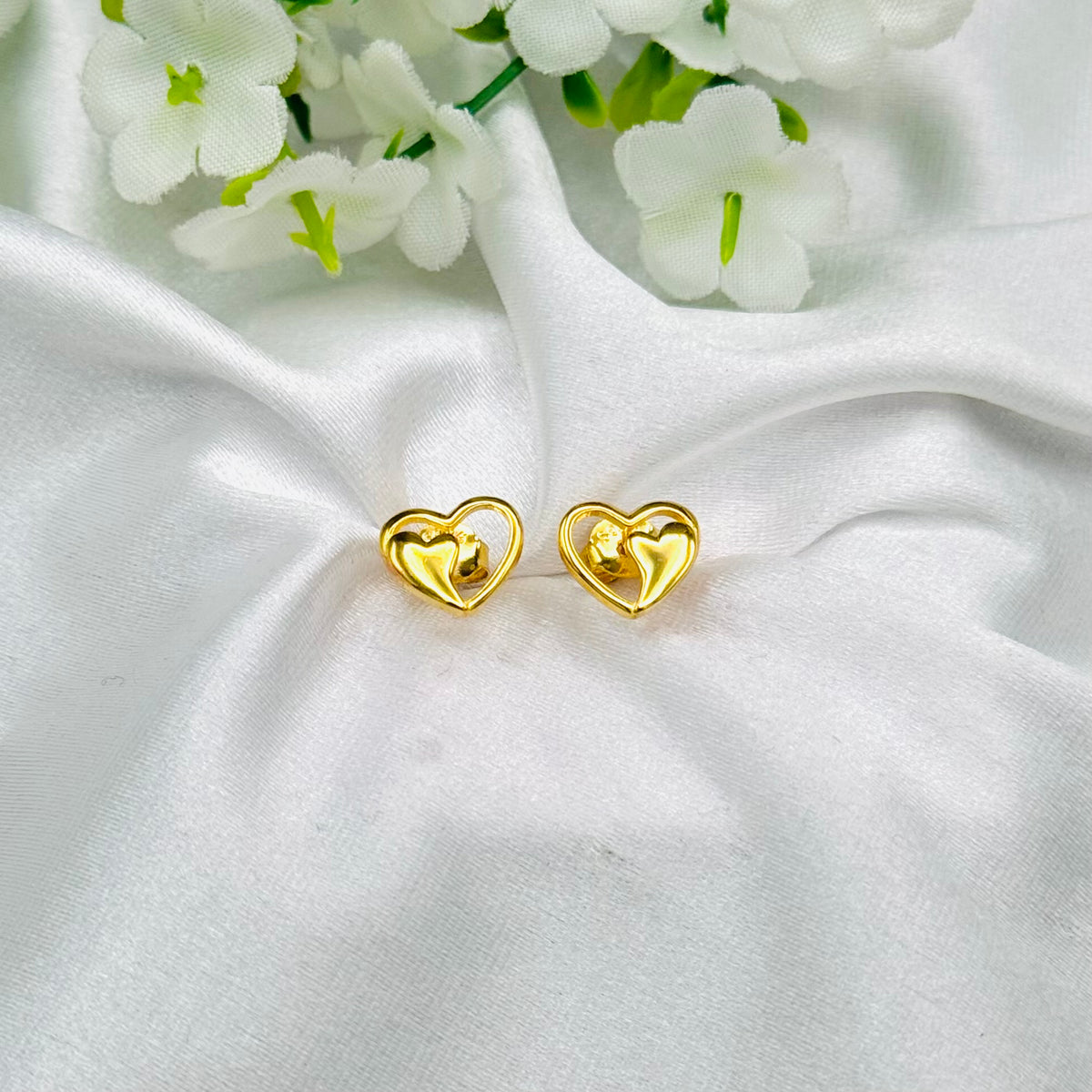 Women Earrings with 22k Gold Plating WGE18