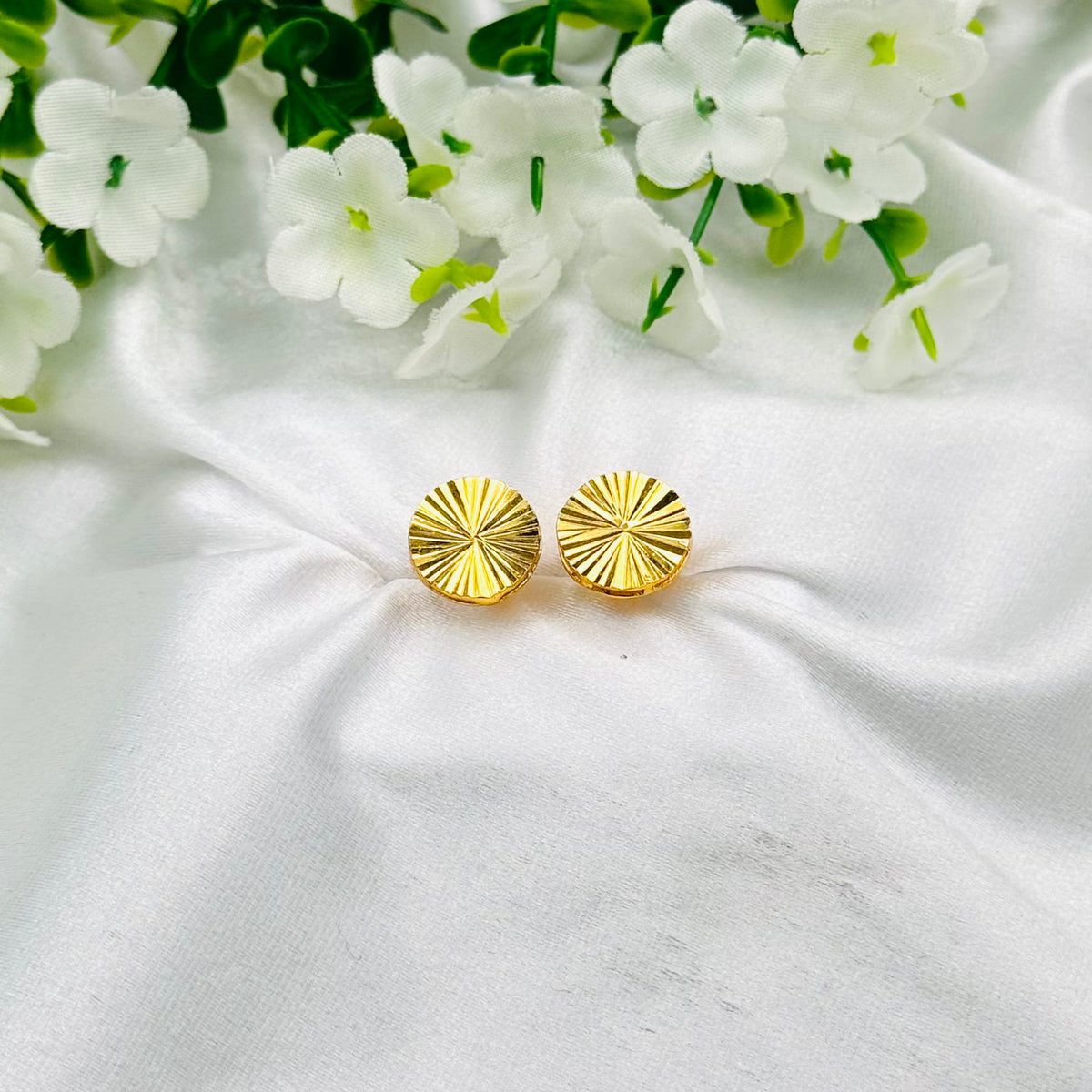 Women Earrings with 22k Gold Plating WGE25